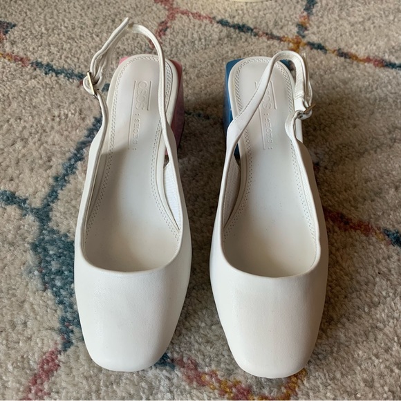 ASOS DESIGN Santiago Mis-match Mid Heels in White - Picture 5 of 8